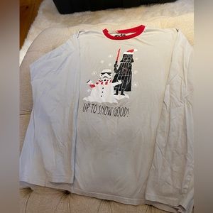Men’s star wars pj top & bottoms, never worn